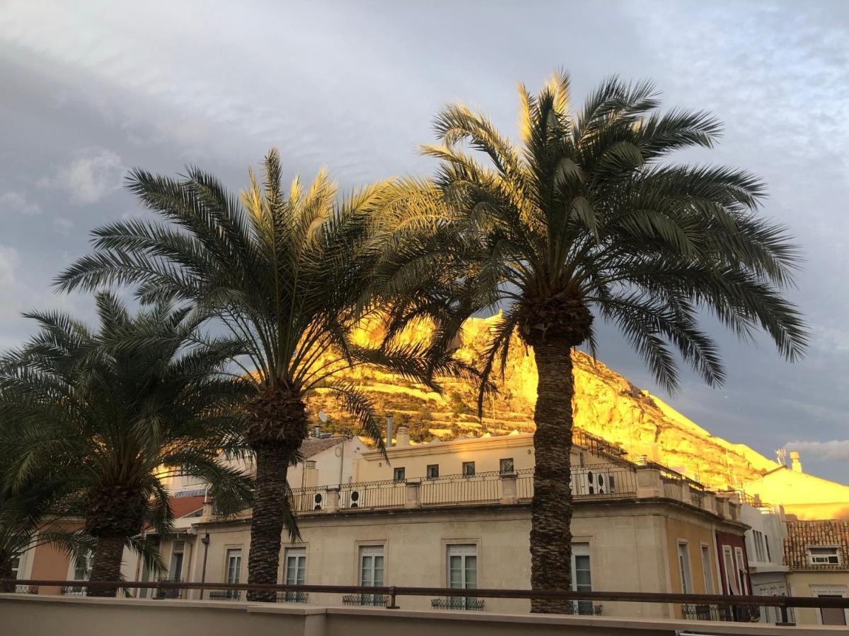 Apartament Magic Atico In The Heart Of The Old Town Alacant